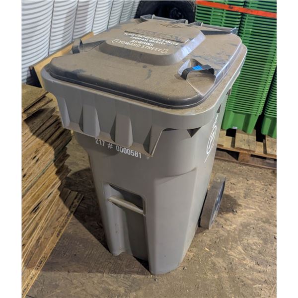 *OFFSITE* GLF GARBAGE BIN