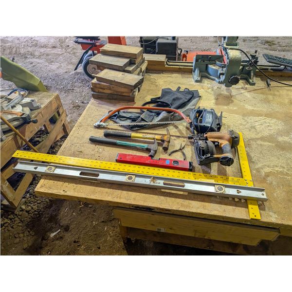 *OFFSITE* LOT OF TOOLS INCLUDES SAW, JIGSAW