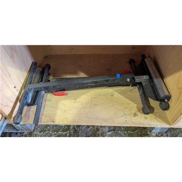 *OFFSITE* PAIR OF ROLLER STANDS