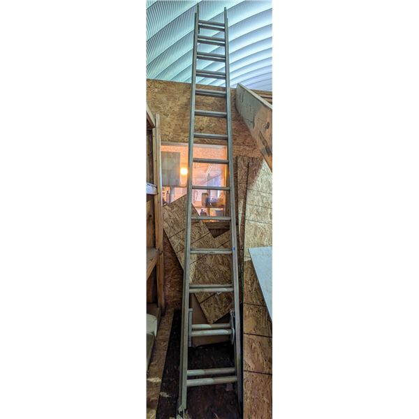 *OFFSITE* EXTENSION LADDER