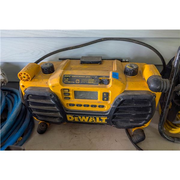 *OFFSITE* DEWALT WORKSITE RADIO