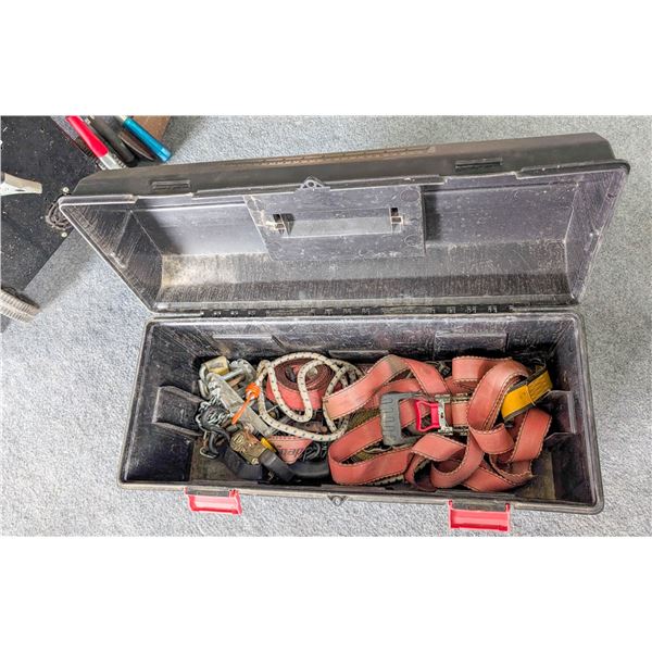 *OFFSITE* TOOL BOX OF ASSORTED RATCHET STRAPS
