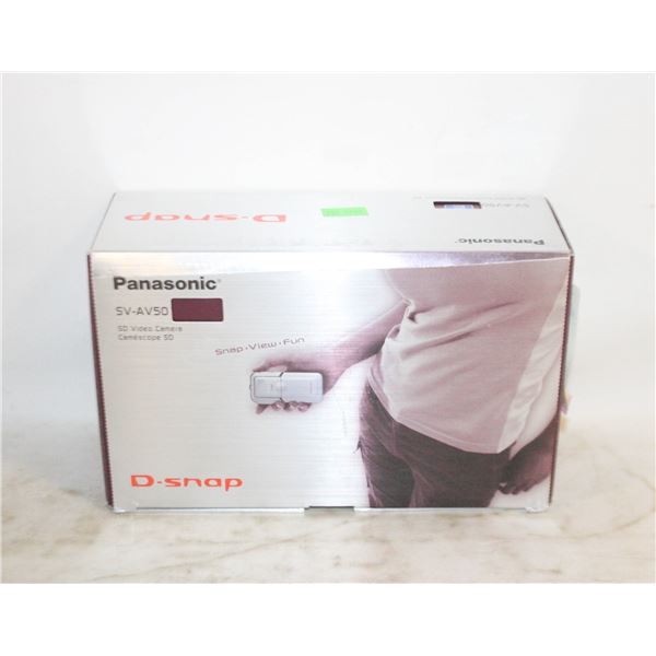 PANASONIC D SNAP AV50 CAMERA W BOX