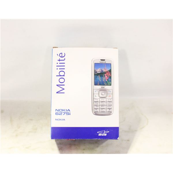 VINTAGE NOKIA CELL PHONE WITH BOX