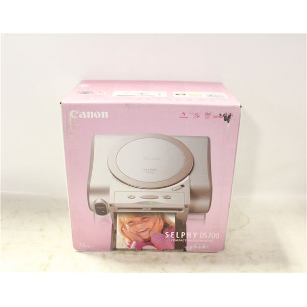 CANON SELPHY PHOTO PRINTER W BOX
