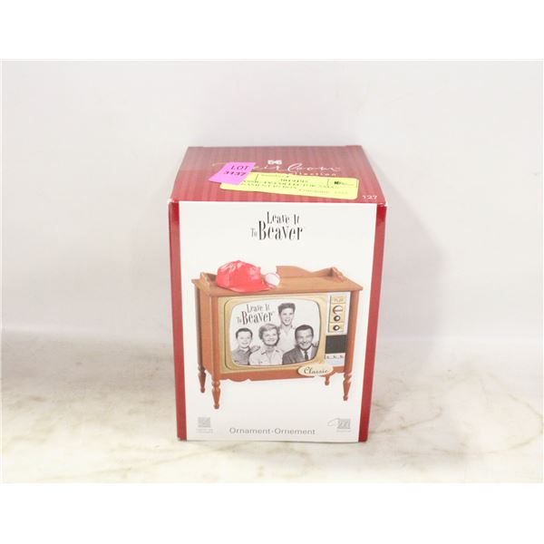 CLASSIC TV COLLECTOR XMAS ORNAMENT IN BOX