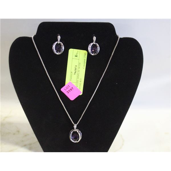 JEWELRY DISPLAY WITH  NECKLACE