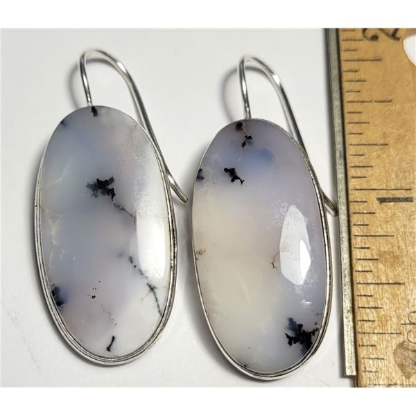 13) SILVER TONE AND OVAL SHAPED