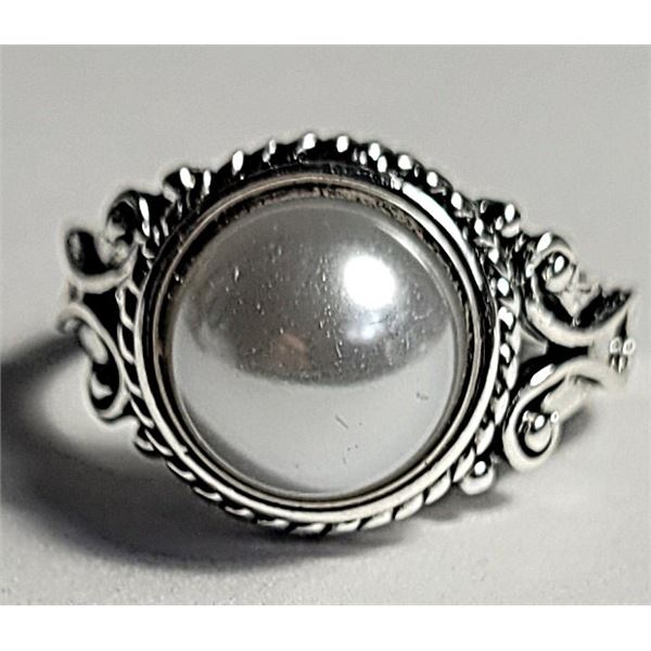 15) SILVER TONE SIZE 7.25 RING WITH