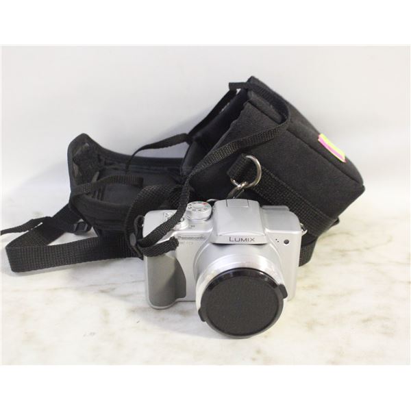 LUMIX DIGITAL CAMERA W CASE