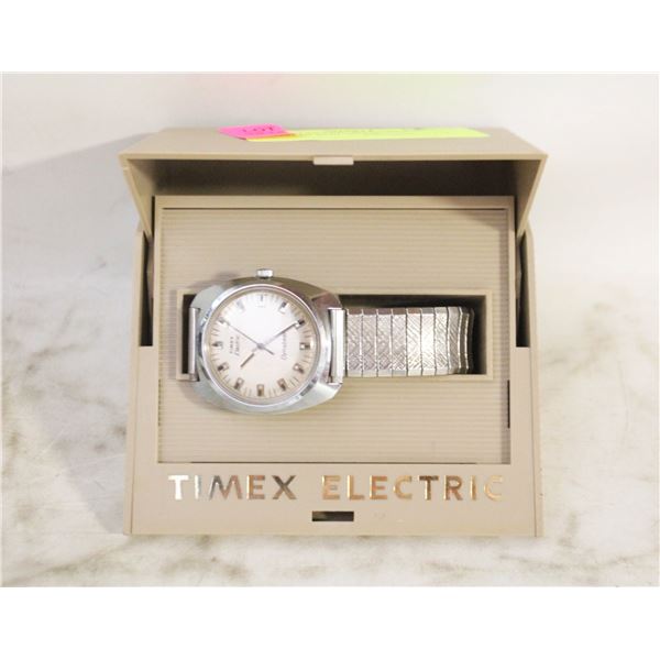 TIMEX ELECTRIC DYNABEAT WATCH IN BOX, RUNS