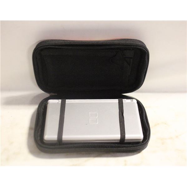 NINTENDO DS LITE