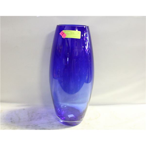 LARGE BLUE ART GLASS VASE