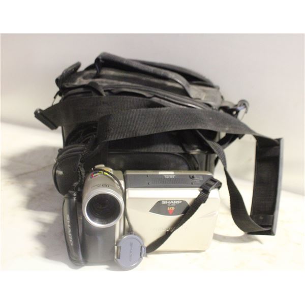 SHARP VLA10 MOVIE CAMERA W BAG