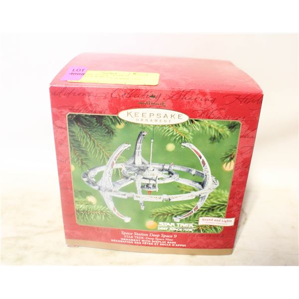 STAR TREK SOACE STATION ORNAMENT W BOX