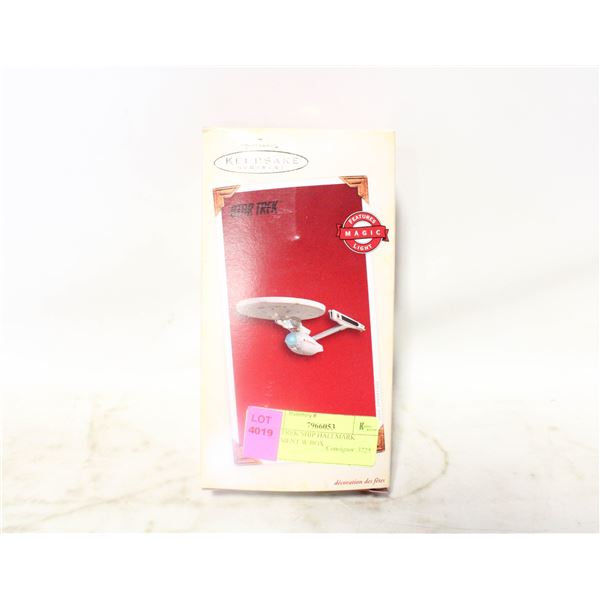 STAR TREK SHIP HALLMARK ORNAMENT W BOX