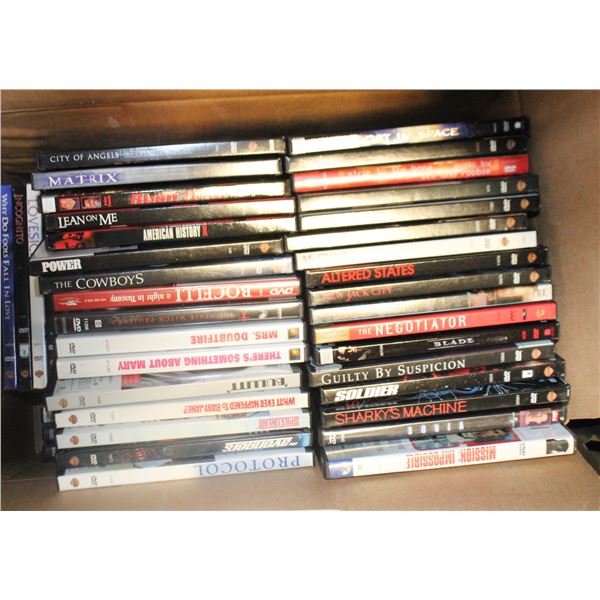 LARGE BOX OF POPULAR MOVIE DVDS