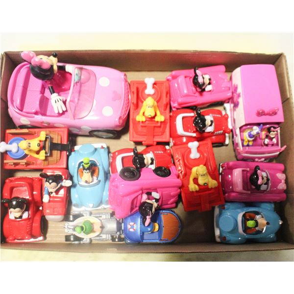 16 DISNEY MICKEY MOUSE, MINNIE MOUSE, DONALD DUCK,
