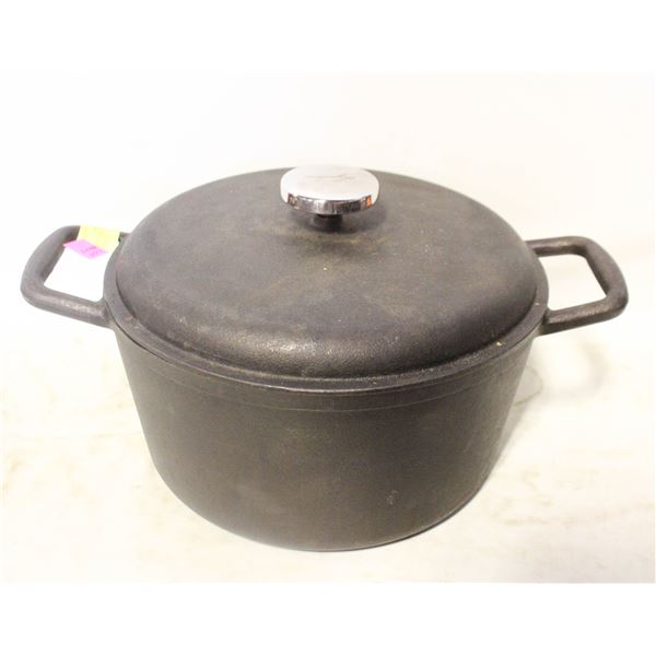 LARGE LAGOSTINA CAST IRON DUTCH OVEN