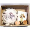 Image 1 : 2 WESTERN BELT BUCKLES, GLASS LANTERN, HORSE TILE,