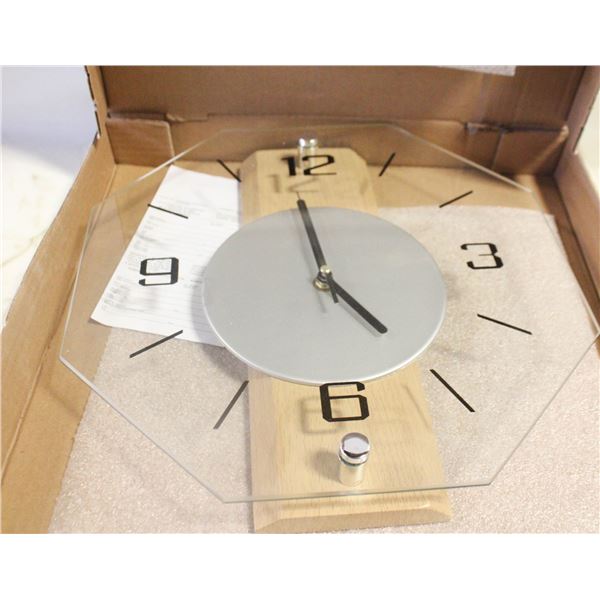 WALL CLOCK NEW IN BOX