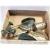 Image 1 : LOT OF VINTAGE SHOE TREES
