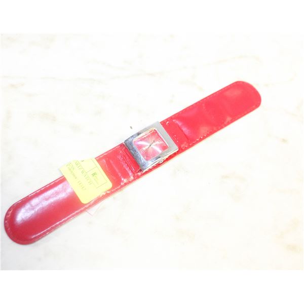 MILANO LADIES QUARTZ WATCH WITH RED BAND, RUNS