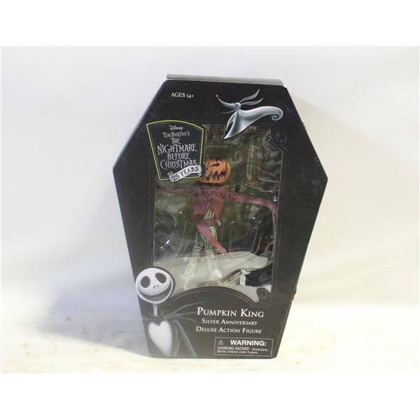 DISNEY PUMKIN KING COLLECTIBLE IN BOX