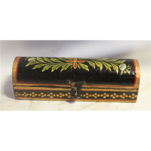 VINTAGE HAND PAINTED FOLK TRINKET BOX