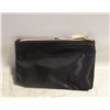 Image 1 : NEW WOMENS BEAUTY BLACK QUO BAG
