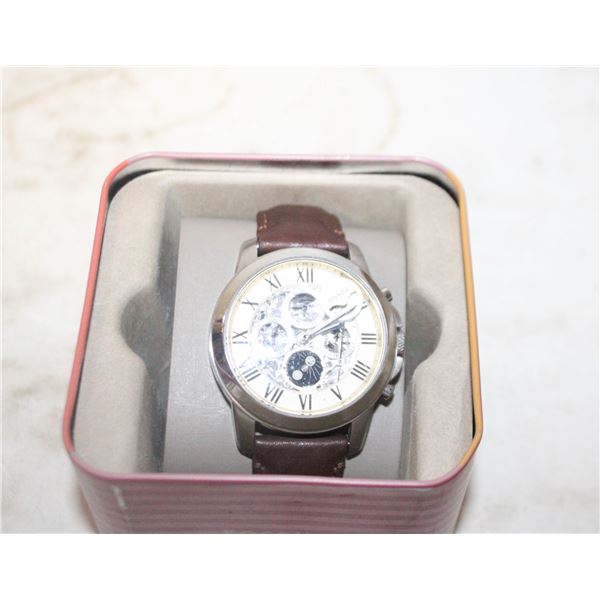 FOSSIL MENS WATCH W BOX NEEDS BATT