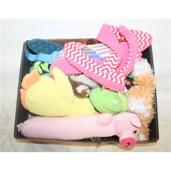 TRAY WITH 9 DOG TOYS