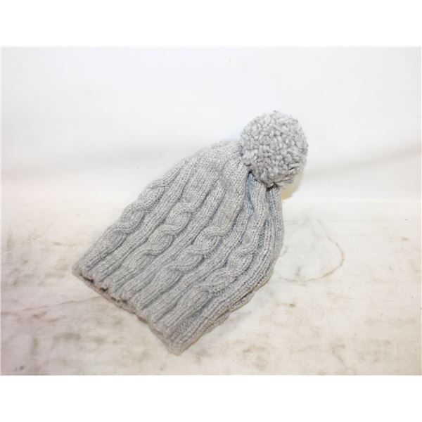GRAY CABLE KNIT BEANIE WITH POM