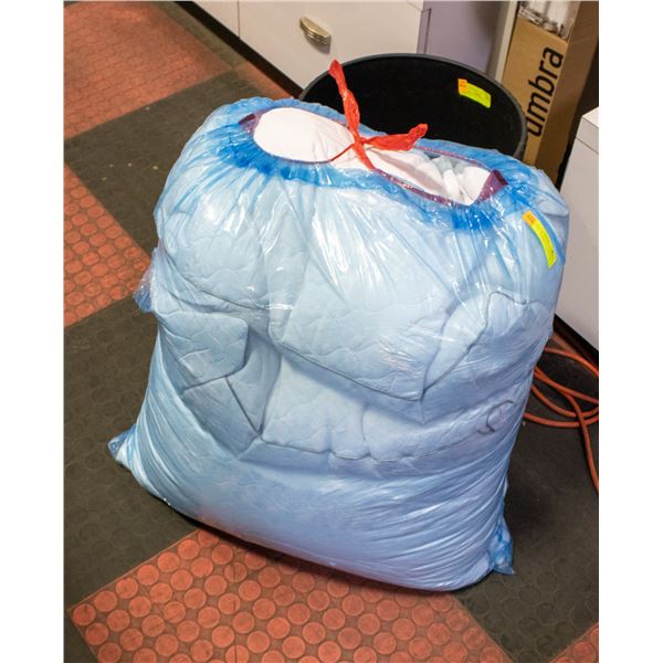 2 PACK OF BEAUTYREST COOLING PILLOWS - 20 X 28"