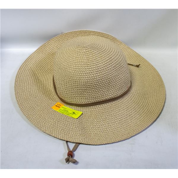 SUNDAY AFTERNOONS WOMENS SUN HAT WITH ADJUSTABLE