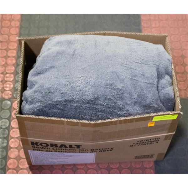 PENDLETON FAUX FUR LUXE BLANKET GREY QUEEN SIZE