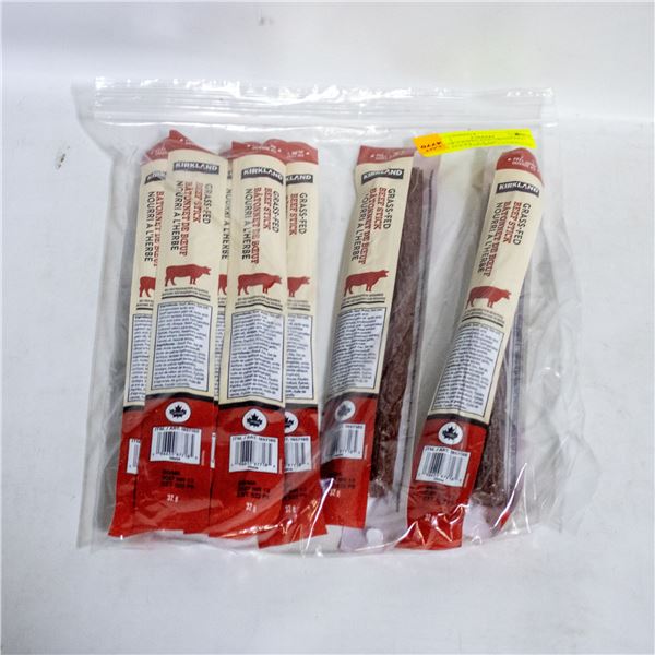 BAG OF 9 KIRKLAND GRASS-FED BEEF STICKS - 9 X 32G