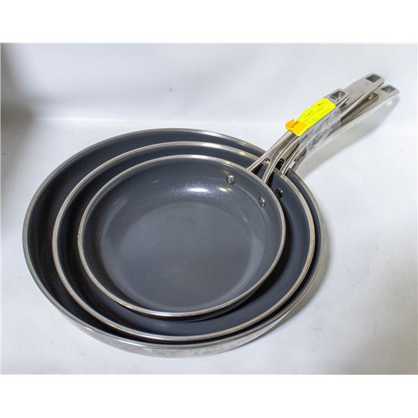 3 PIECE TRAMONTINA CERAMIC 3-PLY SKILLET SET