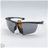 Image 1 : PAIR OF NEW SUNGLASSES