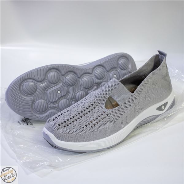 NEW ORTHOPDIC WOMEN'S SHOES