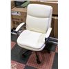 Image 1 : NEW ASSEMBLED OFF-WHITE LEATHERETTE OFFICE CHAIR