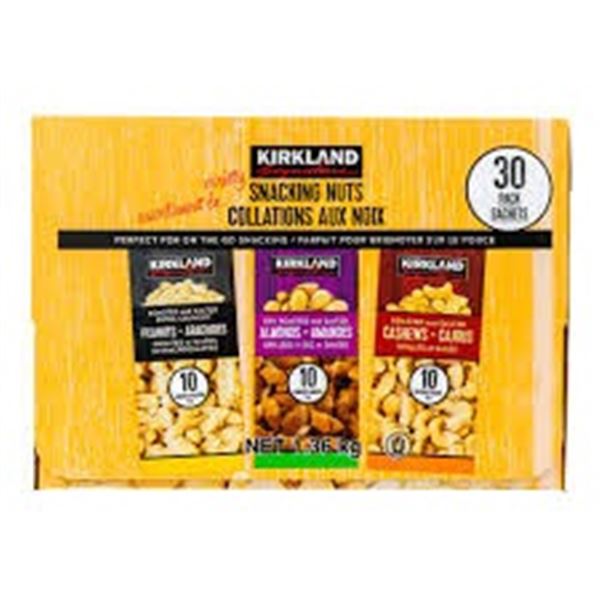 NEW KIRKLAND SNACKING NUTS VARIETY PACK - 1.36KG