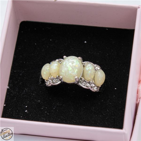ESTATE .925 VICTORIAN STYLE SILVER RING WITH