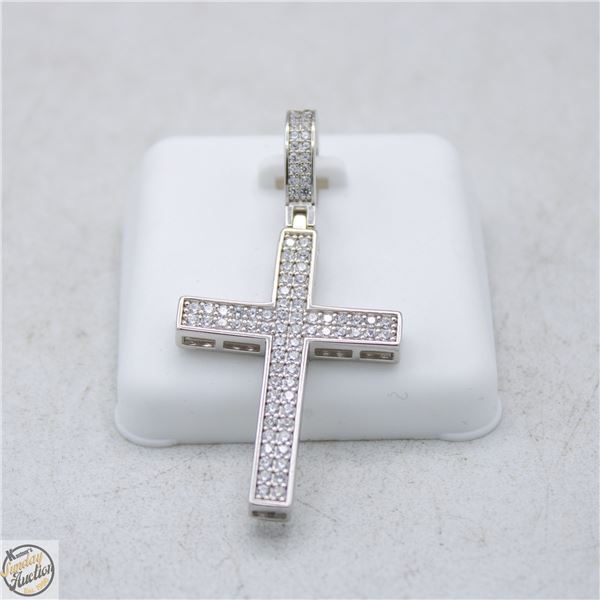 NEW SILVER PLATED CROSS PENDANT