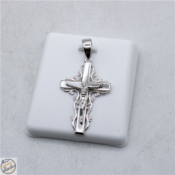 NEW SILVER PLATED CROSS PENDANT