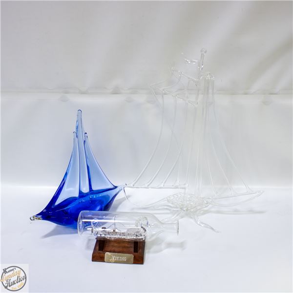 3 GLASS BOATS
