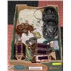 Image 1 : FLAT WITH ASSORTMENT OF GARDEN LIGHTS, HAND