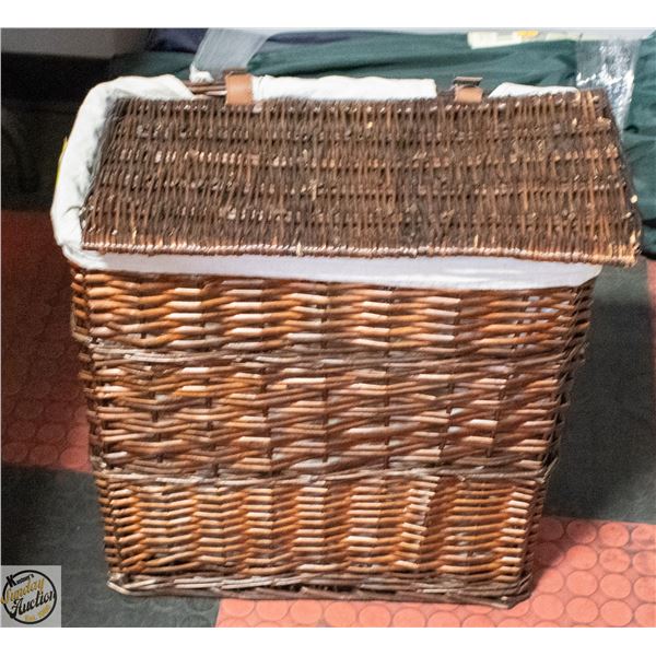 LARGE RATTAN LAUNDRY HAMPER