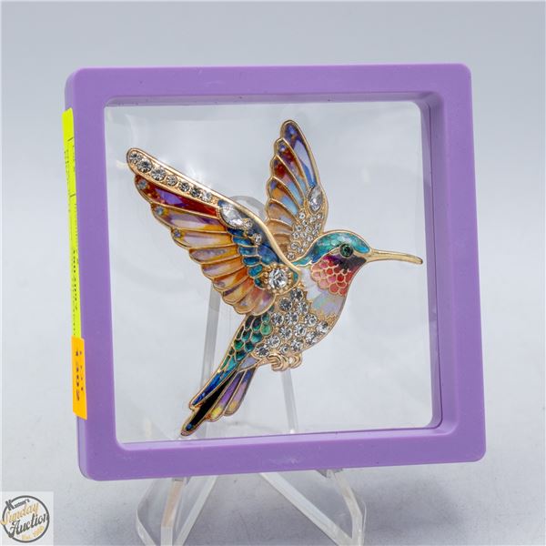 NEW SPARKLING HUMMINGBIRD BROOCH