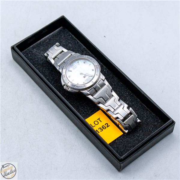 TOMMY HILFIGER LADIES WATCH WITH NEW BATTERY